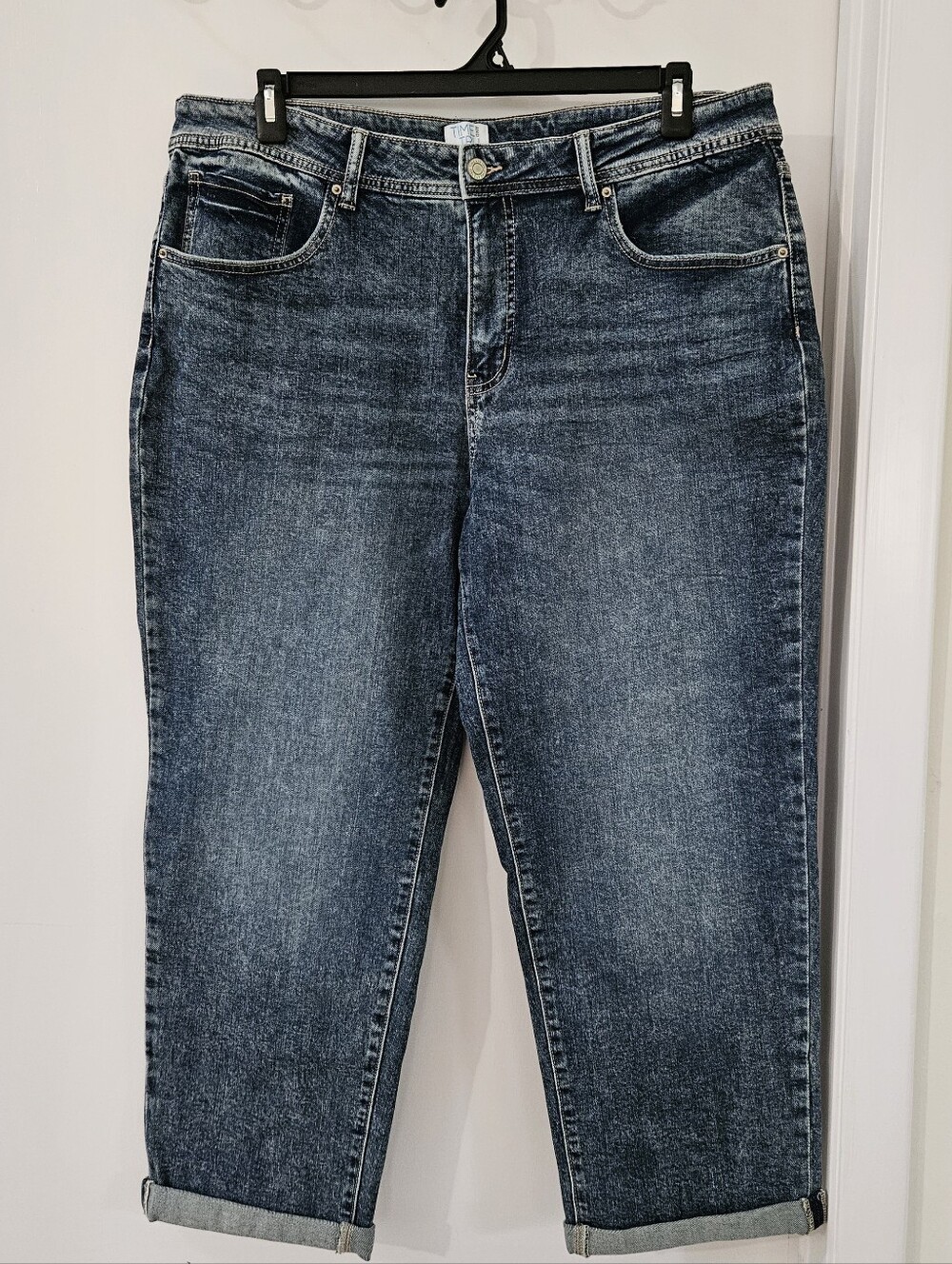 Time and Tru Womens Boyfriend Denim Jeans Acid Wash Cuffed Hem NWOT Size 16